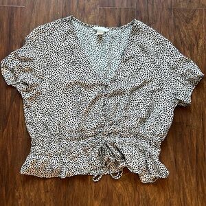 Black and White Print Cropped Top